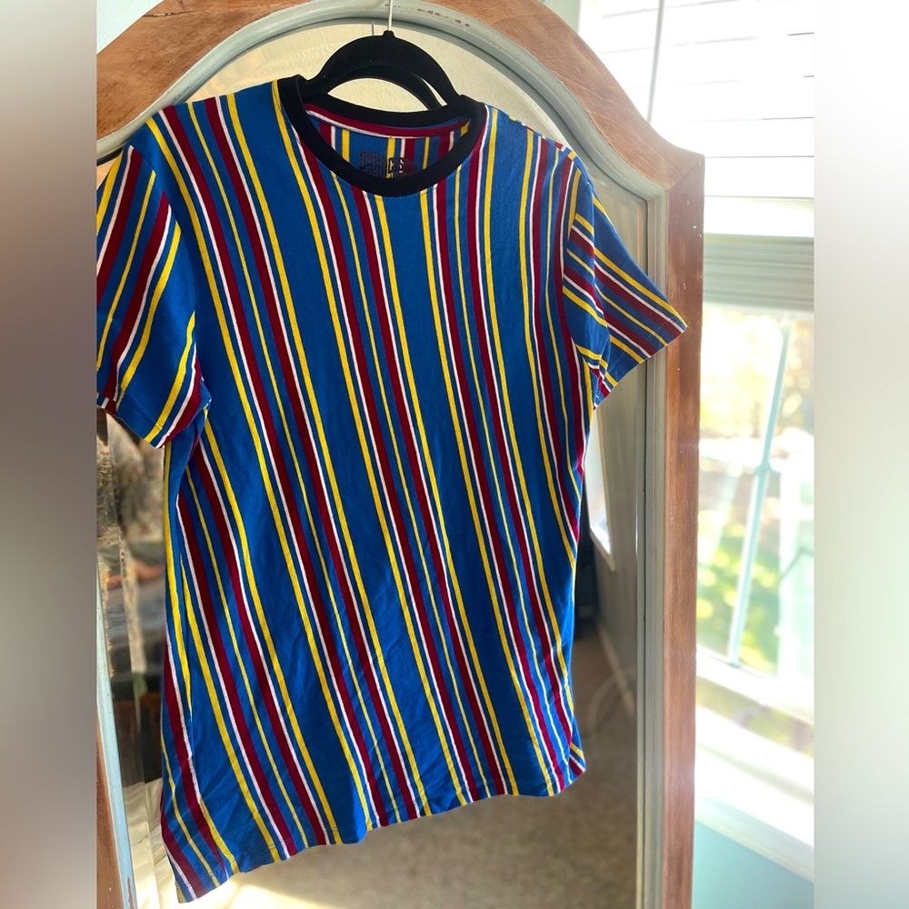 Men’s vintage 90’s shirt
